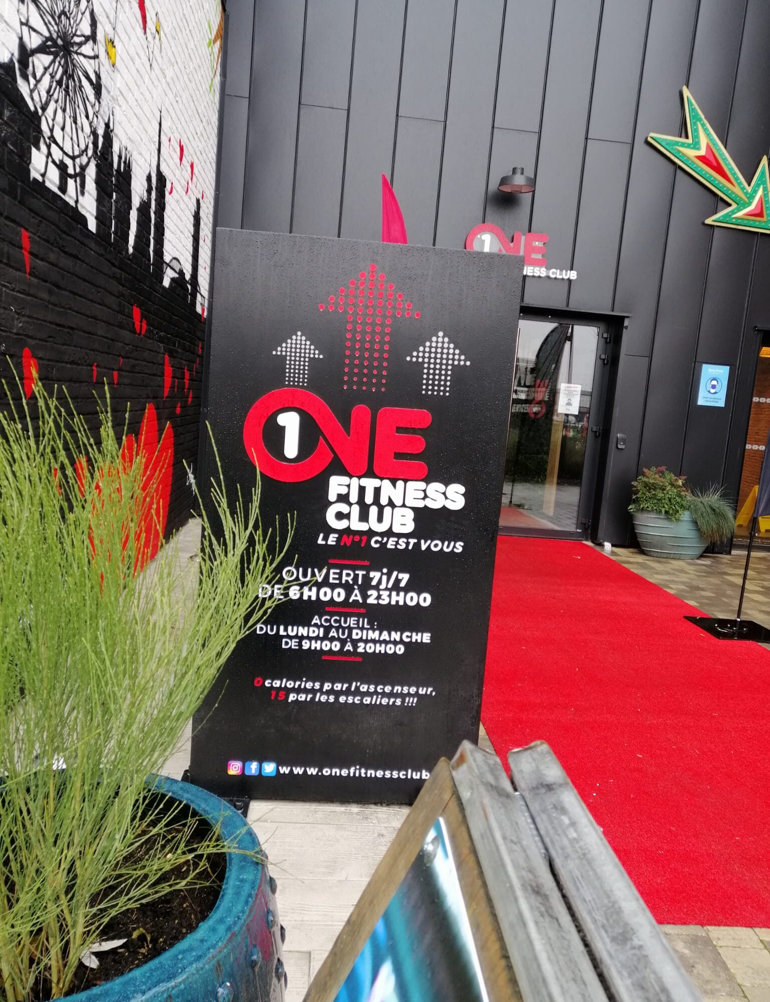 Quels sont les mat&eacute;riaux les plus r&eacute;sistants pour la fabrication de totems en ext&eacute;rieur ? Illkirch-Graffenstaden